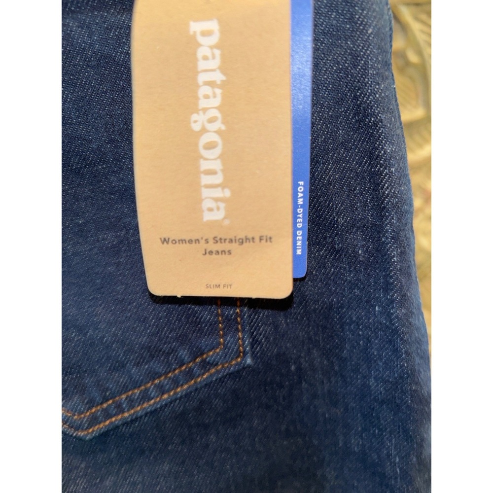 Patagonia Women's Straight Fit Jeans Dark Wash Denim Size 30x27 NWT - Picture 3 of 5
